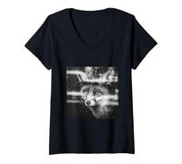 Women's Fox in A Hat Rainy Window Black and V-Neck T-Shirt