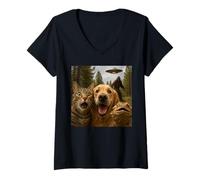 Womens Funny Cat Selfie with Bearded Dragon UFO & Bigfoot V-Neck T-Shirt