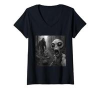 Womens Funny Shocked Alien Selfie with Bigfoot Forest Encounter V-Neck T-Shirt