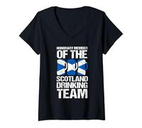 Womens honorary member of the Scotland drinking team Scottisch V-Neck T-Shirt