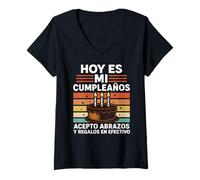 Womens Hoy Es Mi Cumpleaños Cash Humor Fiesta Birthday Party Pastel V-Neck T-Shirt