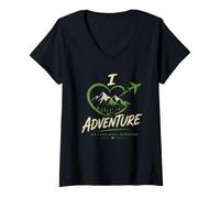Women's I Love Holidays; Vacation on the Beach: V-Neck T-Shirt