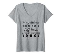 Womens in My Defense There was A Full Moon, Funny Halloween Spooky V-Neck T-Shirt