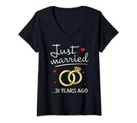 Womens Just Married 31 Years Ago Funny Couple 31st Anniversary Gift V-Neck T-Shirt