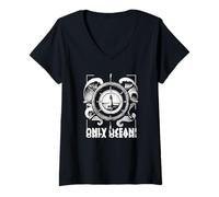 Women's Lighthouse Retro - Maritime Design Sailing Coast V-Neck T-Shirt