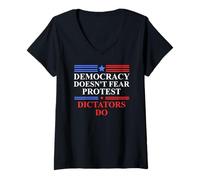 Womens No Kings America Democracy Doesn't Fear Protest Dictators Do V-Neck T-Shirt