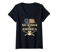 Women's No Kings in America Vintage Patriotic Flag Protest Message V-Neck T-Shirt