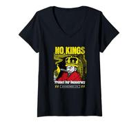 Womens No Kings Protest Quote Anti Tyranny Democracy Political Art V-Neck T-Shirt