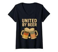 Womens Oktoberfest Drinking 2025 United by Beer Germany USA Flag V-Neck T-Shirt