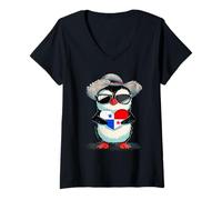 Womens Panama Cute Penguin Heart Panamanian Roots Panamanian Flag V-Neck T-Shirt