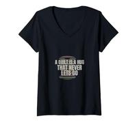 Women's Quilting - A Quilt is A Hug that Never Lets Go - Quilt Block V-Neck T-Shirt