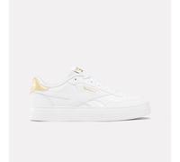 Women's Reebok Classics Court Advance Clip Trainers in White
