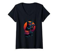 Womens Retro Cat With Binoculars Bag Birdwatching Spotter V-Neck T-Shirt