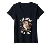 Womens Retro Owl Learning is A Hoot Vintage Education V-Neck T-Shirt