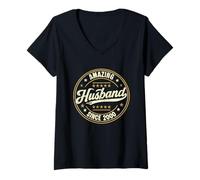 Women's Retro Proud Amazing Husband Since 2000 26th Anniversary V-Neck T-Shirt