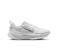 Women's running shoes Nike Vomero 18 43