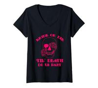 Womens Skull Bride or Die Halloween Bachelorette Party Bridesmaid V-Neck T-Shirt