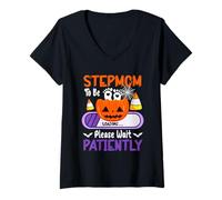 Womens Stepmom to Be Loading Halloween Pumpkin Expecting New Baby V-Neck T-Shirt