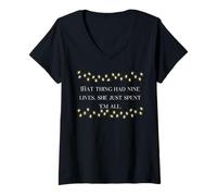 Womens That Thing had Nine Lives, she just Spent ‘em All. V-Neck T-Shirt
