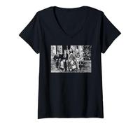 Womens The Young Ones Filming in Bristol Mike Rick Neil & Vyvyan V-Neck T-Shirt