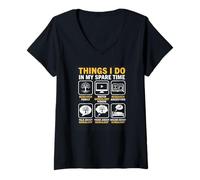 Women's Things I Do in My Spare Time Genealogy Family Tree History V-Neck T-Shirt