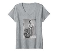 Womens Tom Jones It's Not Unusual Singer Backstage 1983 V-Neck T-Shirt