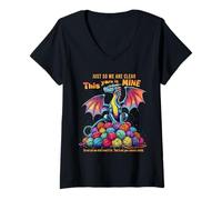 Womens Vintage Funny Yarn Dragon Knitting & Crochet Lover Design V-Neck T-Shirt