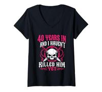 Women's Wife Ruby Wedding 40th Wedding Anniversary V-Neck T-Shirt