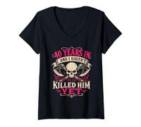 Women's Wife Ruby Wedding 40th Wedding Anniversary V-Neck T-Shirt