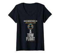 Women's Wild Swimming - Never Underestimate an Old Woman - Tow Float V-Neck T-Shirt