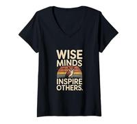 Womens Wise Minds Inspire Others Motivational Owl Quote V-Neck T-Shirt