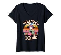 Womens Witch Please I Quilt Sewing Magic V-Neck T-Shirt