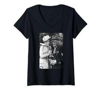 Womens Worzel Gummidge Jon Pertwee Lorraine Chase 1980 V-Neck T-Shirt
