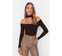 Wovcor Choker Detailed Fitted Crop Ribbed Knit Blouse In Brown Brown