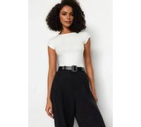 Wovcor Minimal Fitted Cap Sleeve Crew Neck Everyday Top In Ecru Ecru
