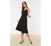 Wovcor Printed Wrap V-Neck Adjustable Straps Pleated Midi Dress In Black Black
