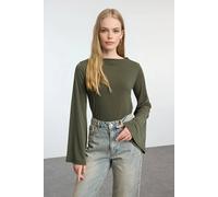 Wovcor Relaxed Spanish Sleeve Flexible Knit Blouse In Khaki Khaki L