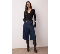 Wovcor V Neck Regular Knit Blouse With Flowy Fit And Back Detail In Black Black