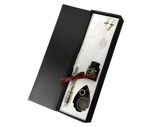 Writing Pen Set | Retro Style School Supply - Retro Dipping Feathers | For Beginners Writers Artists Students Teachers Enthusiast History Journal Birthday Party