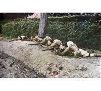 XcBAIHOUD Famous Art Print Poster Canvas Prints Five Infantrymen From Scotland with Rifles At the Ready by Jules Gervais Courtellemont Picture Mural for Home Decor 60x90cm