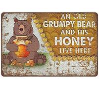 Xiddxu Vintage Metal Tin Sign an Old Grumpy Bear and His Honey Live Here Tin Sign, Welcome Bear Home Wall Sign,Vintage Wall Decor BarTavernPubClub Man Cave Wall Decor 5.5x8 Inch