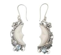 XIGAWAY Vintage Moon Face Floral Leaf Drop Earrings for Women, Silver Botanical Dangle, 4.7cm Nature-Inspired Statement Jewelry Gift