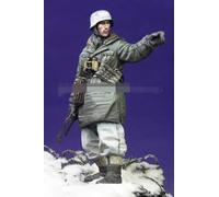 XINGCHANG 1/35 Resin Figure Model Kits WW2 German soldier Unassembled unpainted