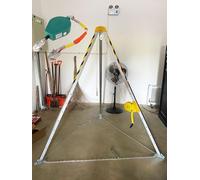 XUELOMZ Rescue Tripod Lifting Rescue Equipment, Confined Space Tripod, Rescue Tripod and Winch 1200LBS/ 1800LBS/ 2600LBS, Heavy Duty Confined Space Tripod for Sewer Well Pipeline