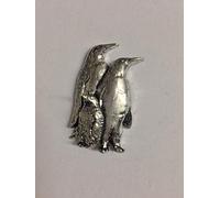 Y43 Penguins Made from Solid Fine English Pewter Pin Lapel badge POSTED BY US GIFTS FOR ALL 2016 FROM DERBYSHIRE UK