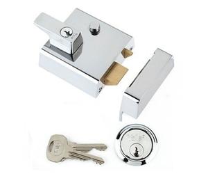 Yale Auto Deadlock Nightlatch CH (P-1-CH-CH-60)