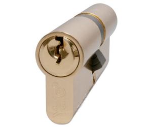 Yale Euro Double Cylinder, 3 Keys Supplied, Standard Security, Boxed, Suitable for All Door Types, Polished Brass (in Polybag), 45:10:45 (100 mm)