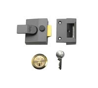 Yale Locks 85 Series Deadlocking Nightlatch