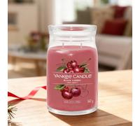Yankee Candle Black Cherry scented candle Signature 567 g