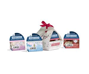 Yankee Candle Gift Set | 3 Scented Wax Melts in a Festive Gift Box with Bow | Snow Globe Wonderland Collection | Perfect Gifts for Women